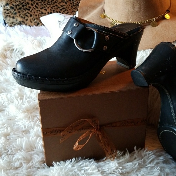 🌸FRYE  Leather clogs - Picture 2 of 6